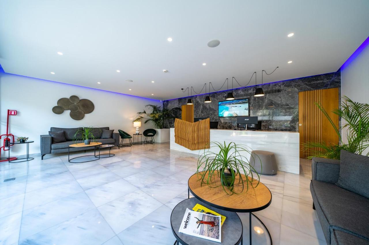 Downtown Park Lejlighedshotel Paphos Eksteriør billede