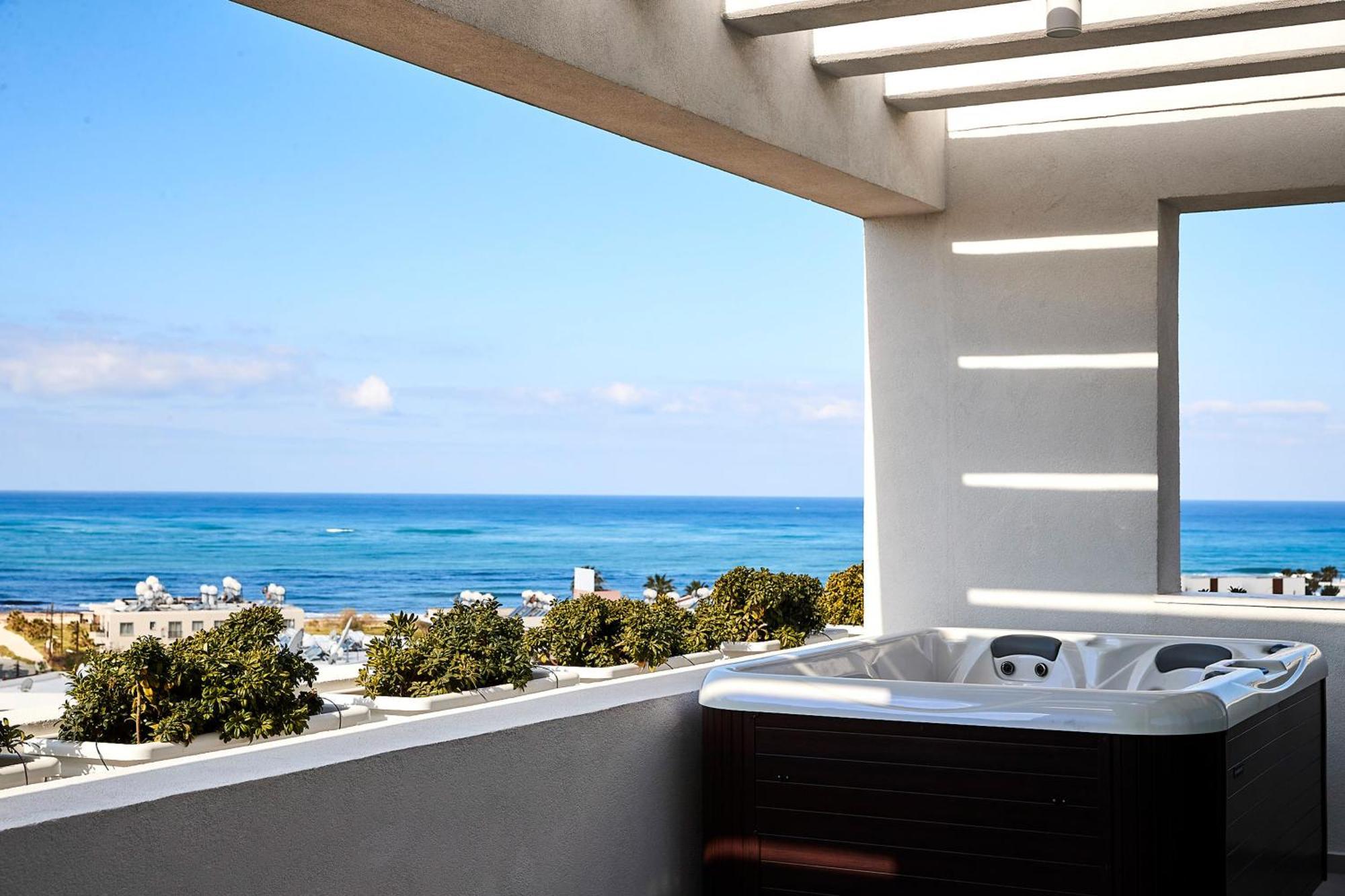 Downtown Park Lejlighedshotel Paphos Eksteriør billede