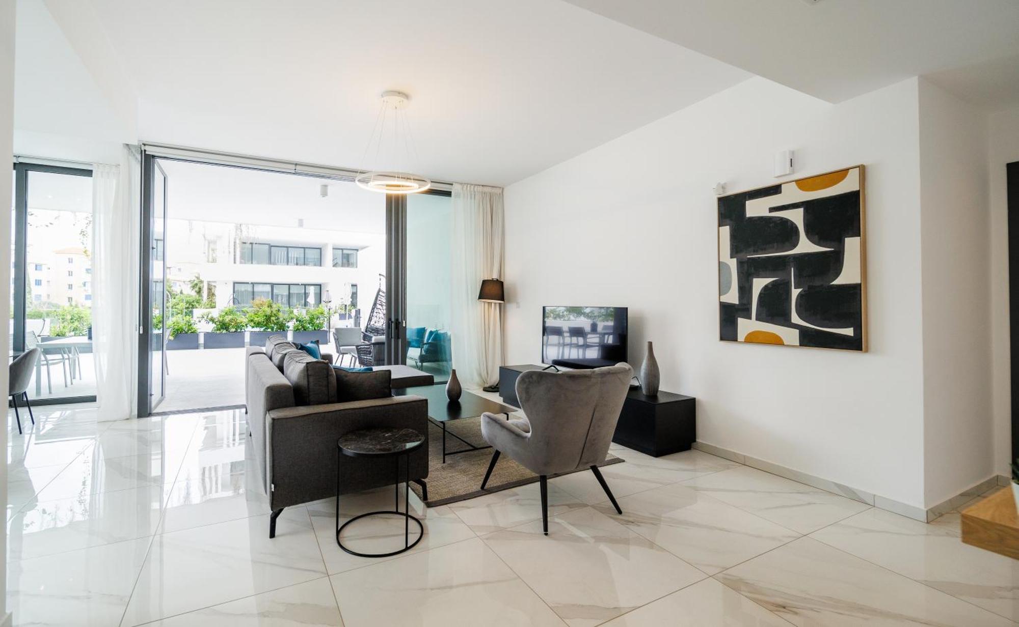 Downtown Park Lejlighedshotel Paphos Eksteriør billede